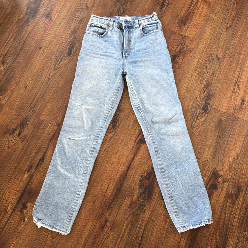 Abercrombie jeans, size 28 regular length